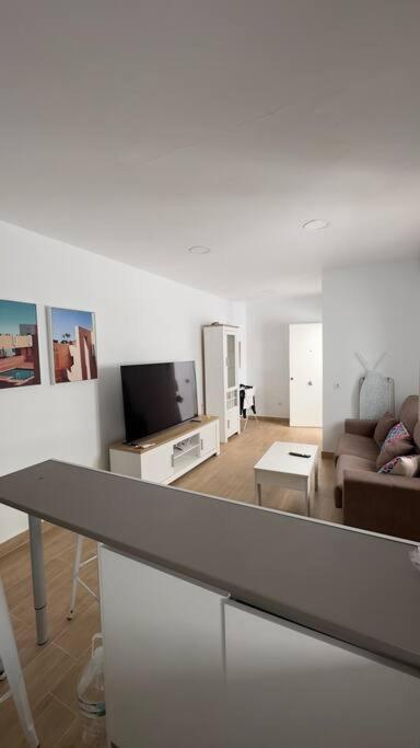 Rockside Residentes Suites La Linea La Línea de la Concepción Dış mekan fotoğraf